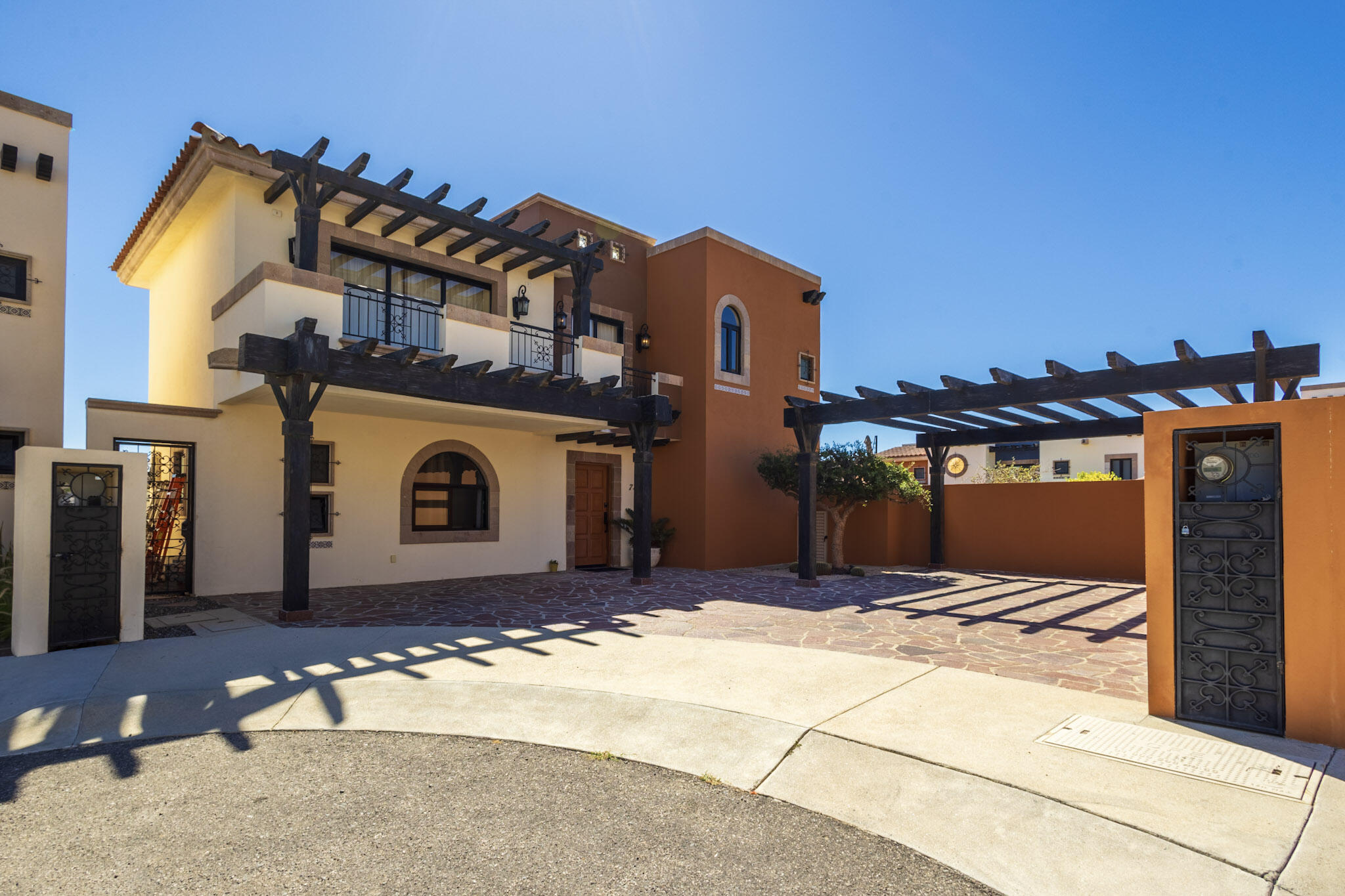 Quivira Copala Welcome to one of the most generously sized lots in the desirable Copala community at Quivira. This three-bedroom home enjoys a prime location on a quiet cul-de-sac, offering the unique advantage of extra space, a massive three-car carport, and complete privacy on one side. Beyond the home's lovely second-level and rooftop for sale