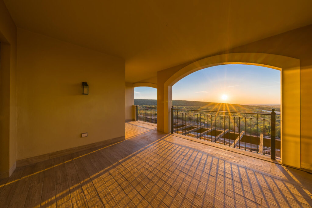 Quivira Copala Experience luxury coastal living in Copala at Quivira, one of Los Cabos' most sought-after communities. This elegant condo features an open-concept layout with a spacious living area, dining space, and fully equipped kitchen, all designed to take advantage of the panoramic Pacific Ocean – Golf Ocean Sunset View 2 BED, Pacific, Pacific, BS