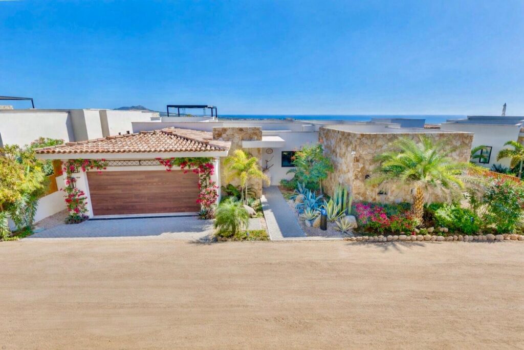 Quivira Copala Perched atop the hills of Quivira Los Cabos, Villa 43 is a stunning custom residence blending luxury, privacy, and sweeping Pacific Ocean and golf course – 43 Cielo Marbella, Pacific, BS