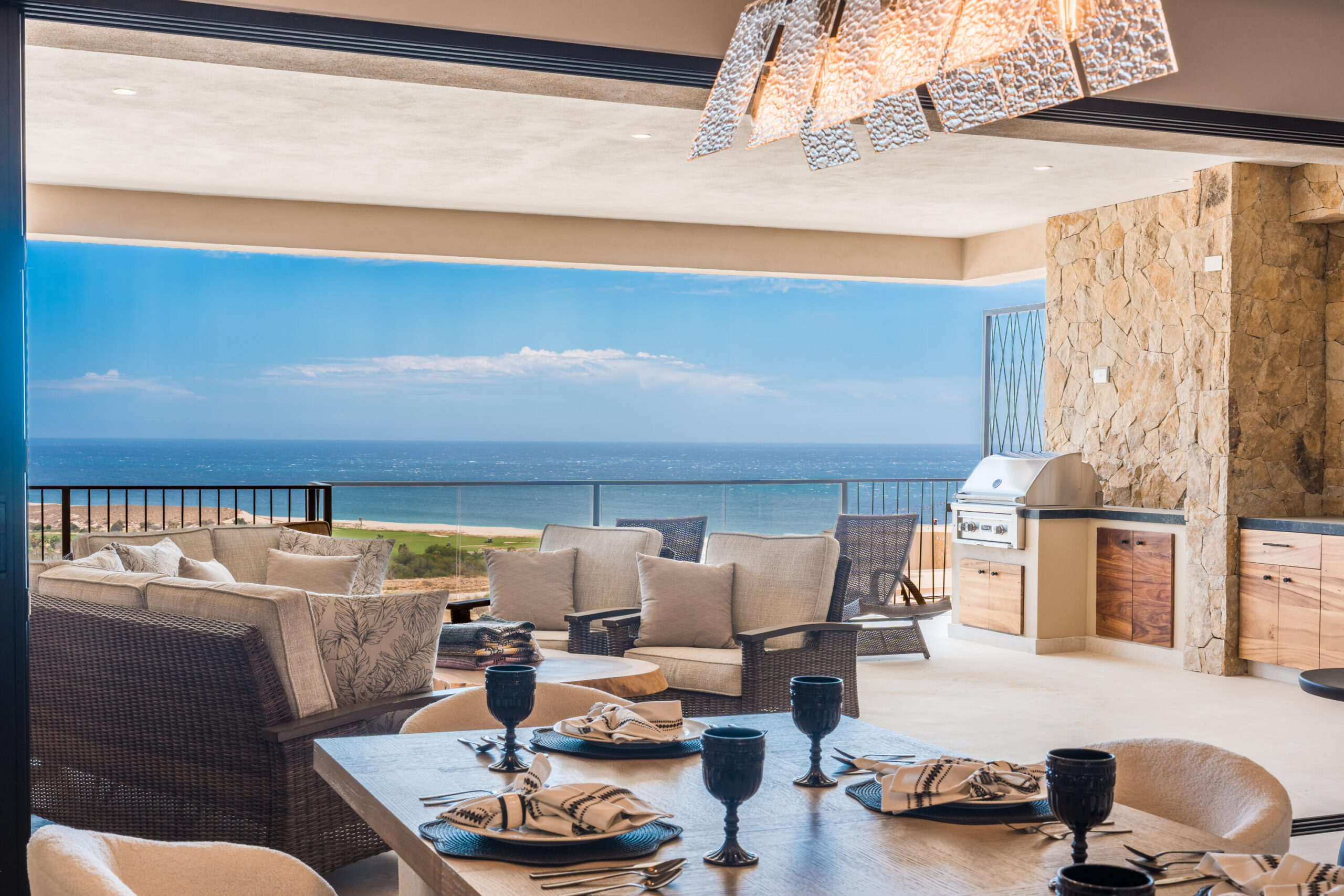 Quivira Alvar Alvar is an exclusive ocean for sale